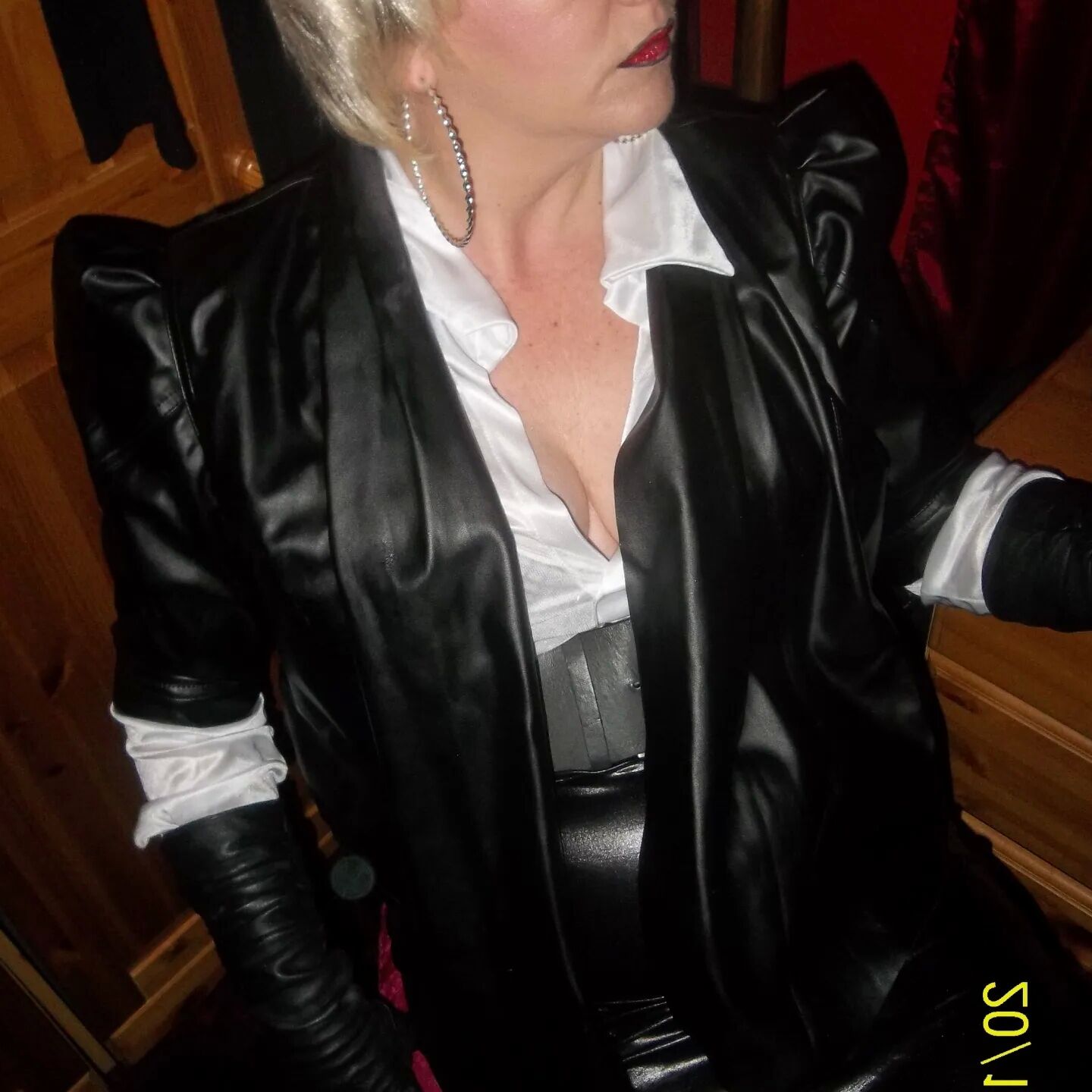 SHIRLEY SLUT 14
