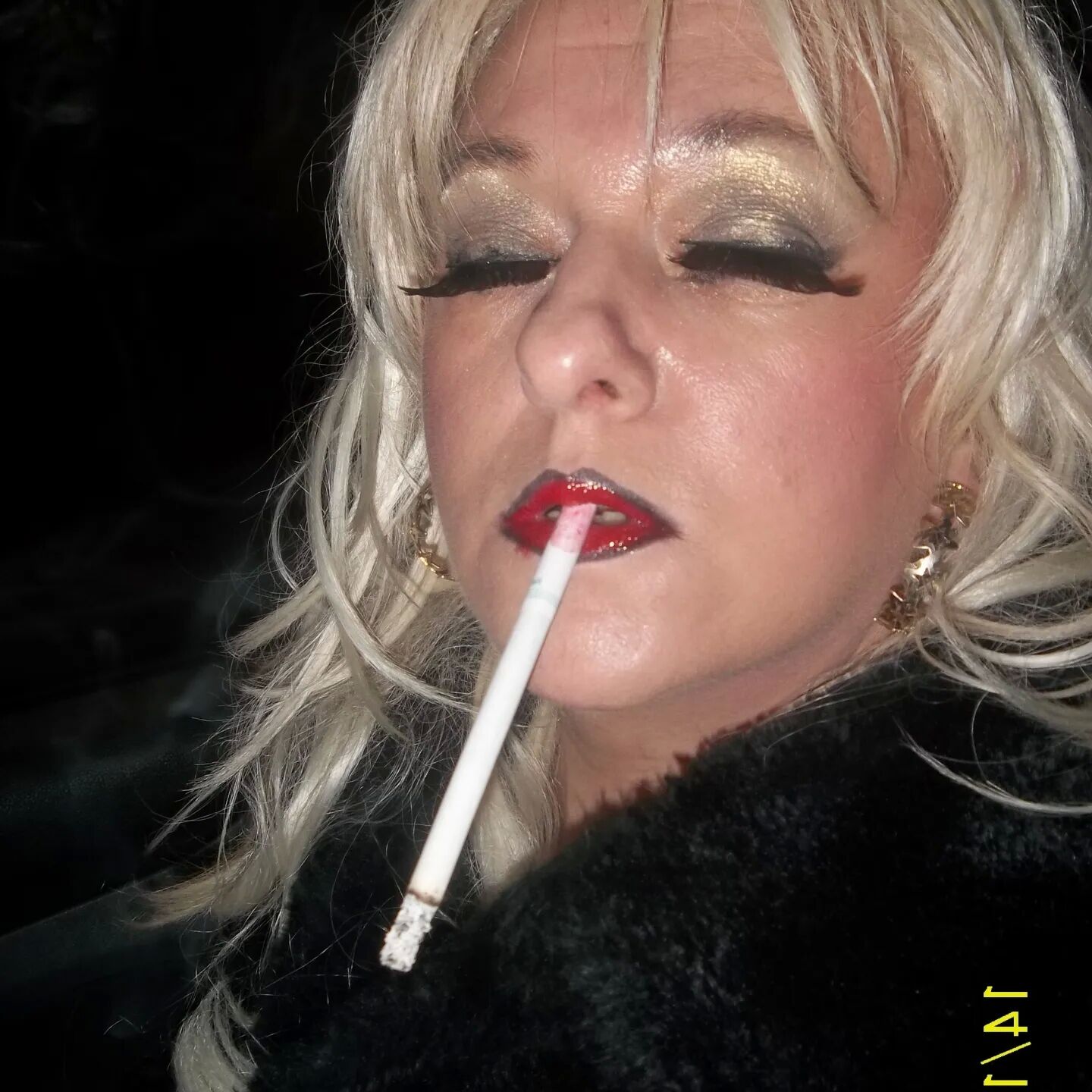 SHIRLEY SLUT 11