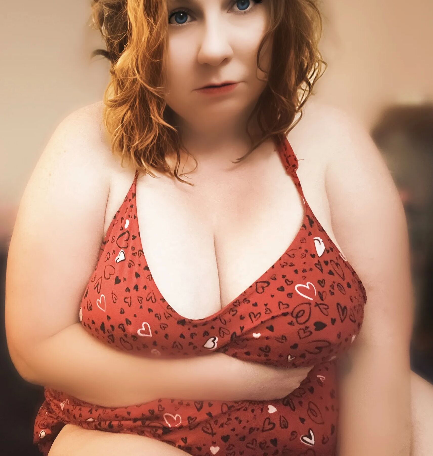 BBW Ruby Wyld wants you to cum to bed!