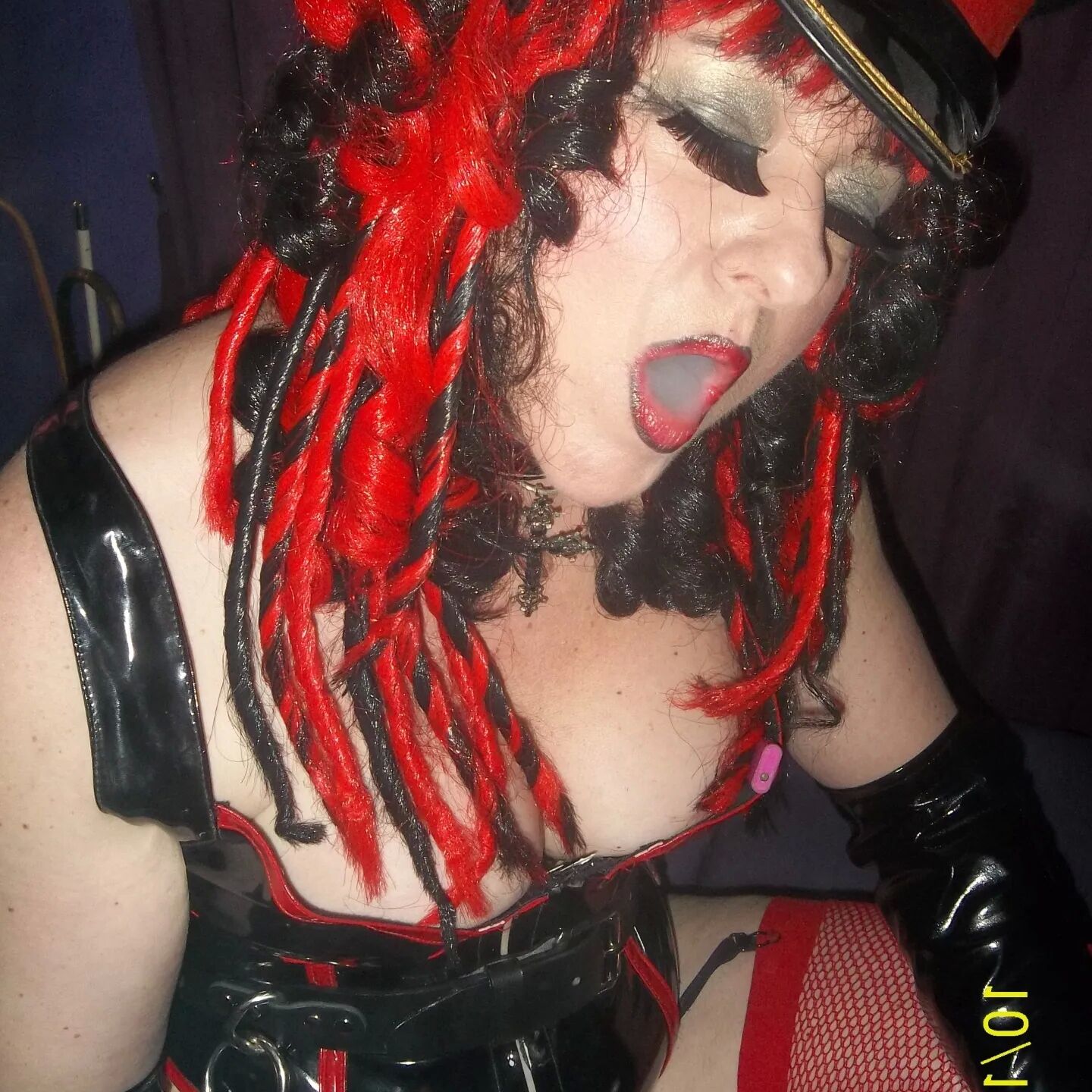 SHIRLEY SLUT 10