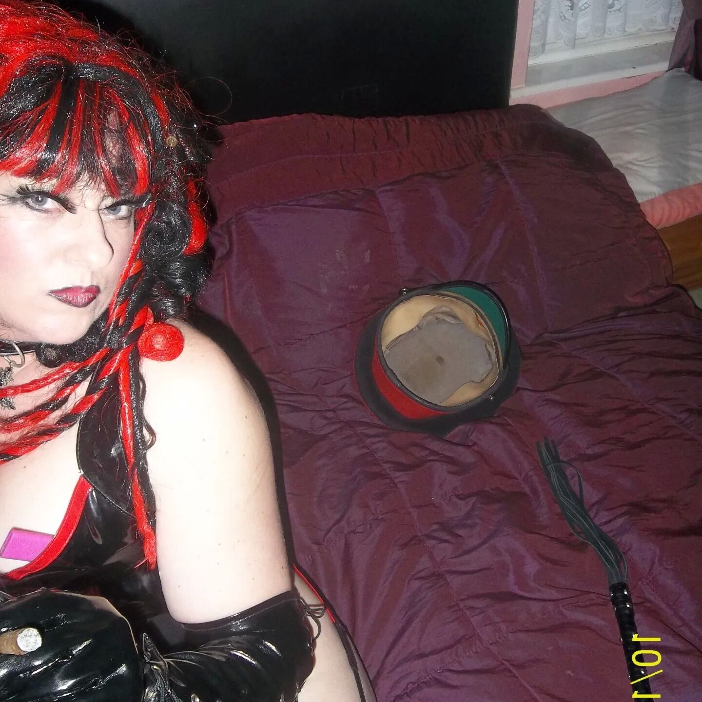 SHIRLEY SLUT 10
