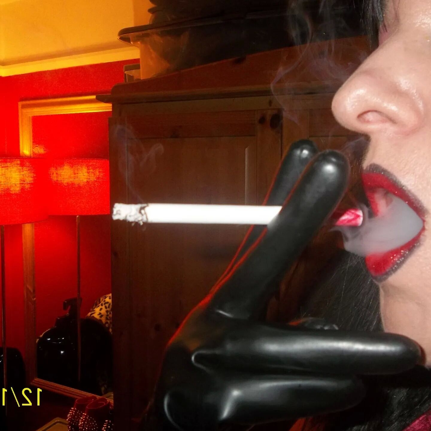 SHIRLEY SLUT 8