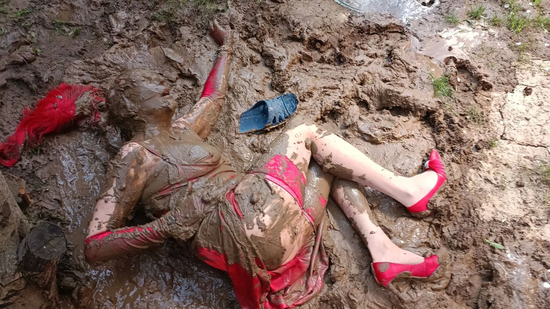 Glamour lady in mud