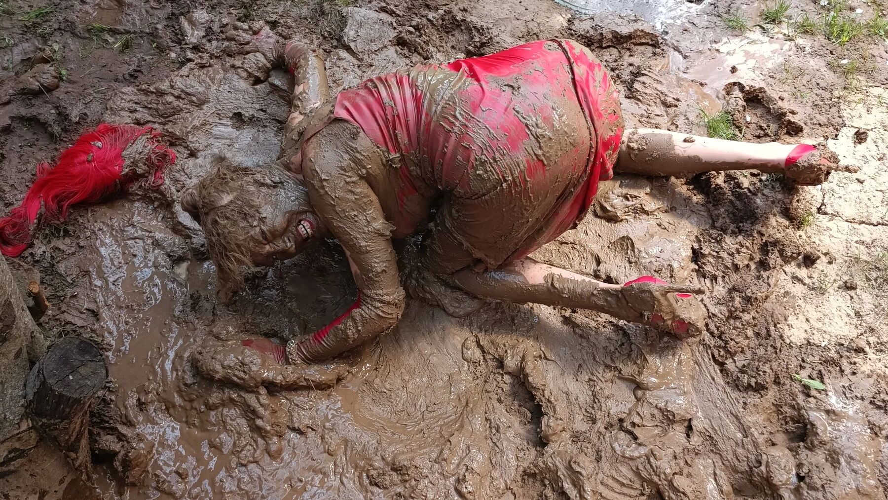 Glamour lady in mud