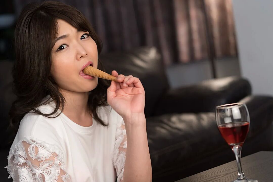 Shino Aoi :: Drinking And Fucking -Legendary JAV girl - - CA