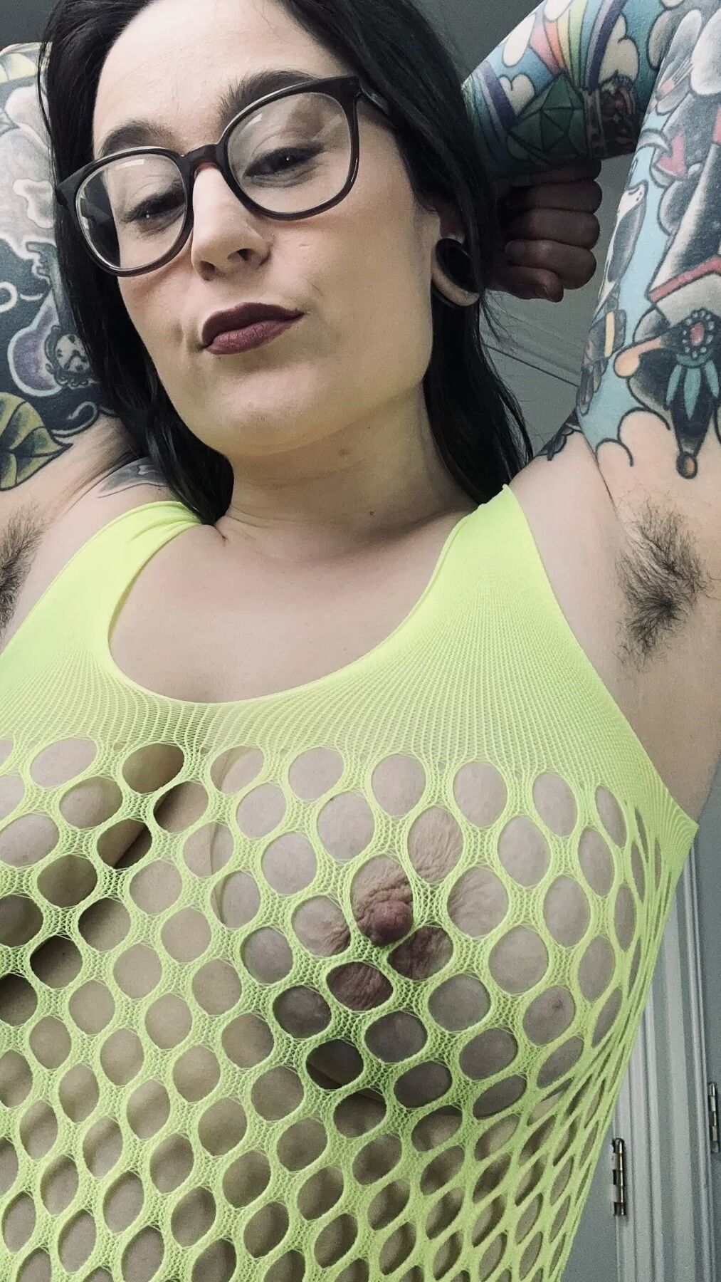 Hairy Pits and Big Tits