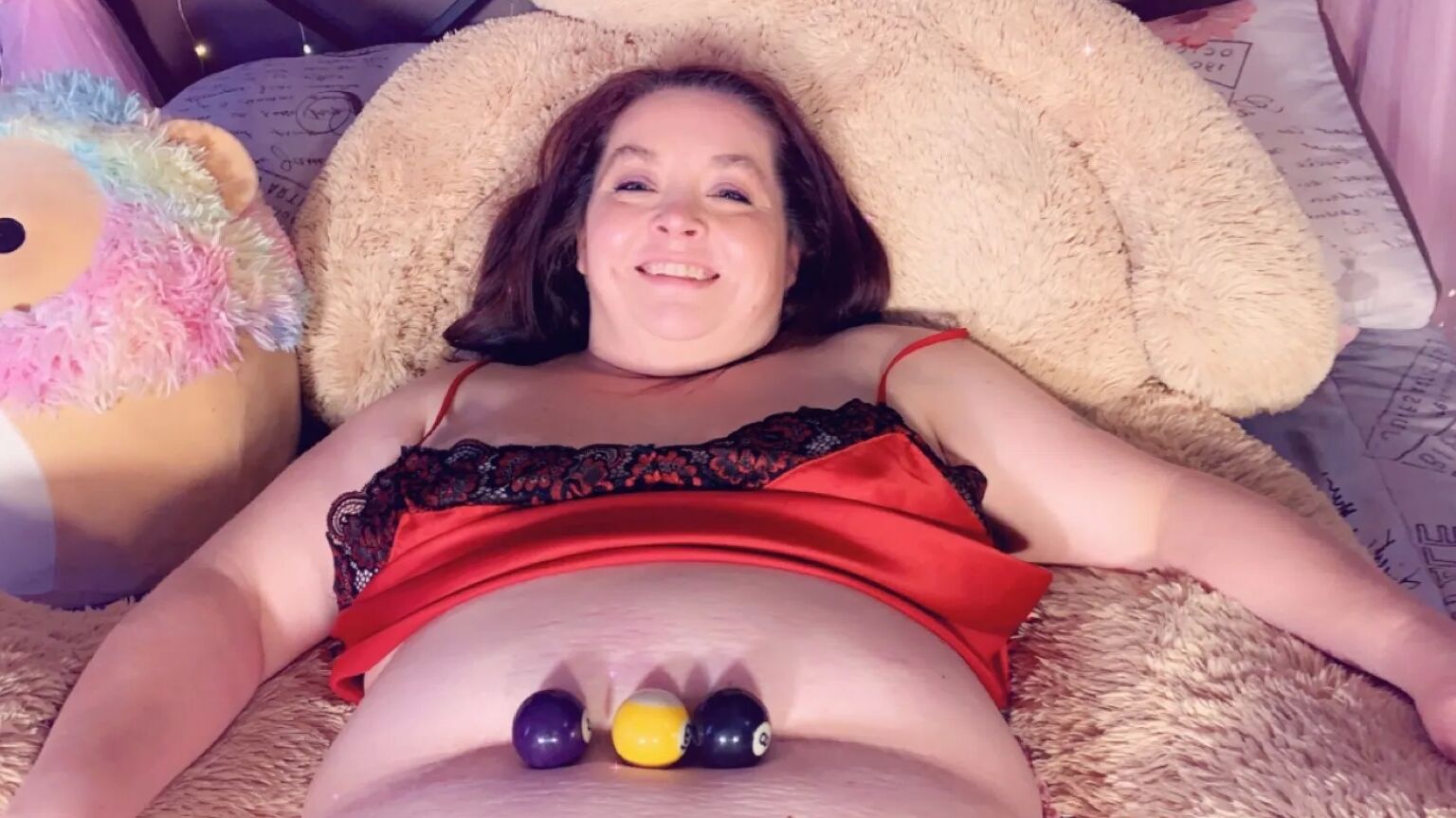 Meaty Pussy Pumped