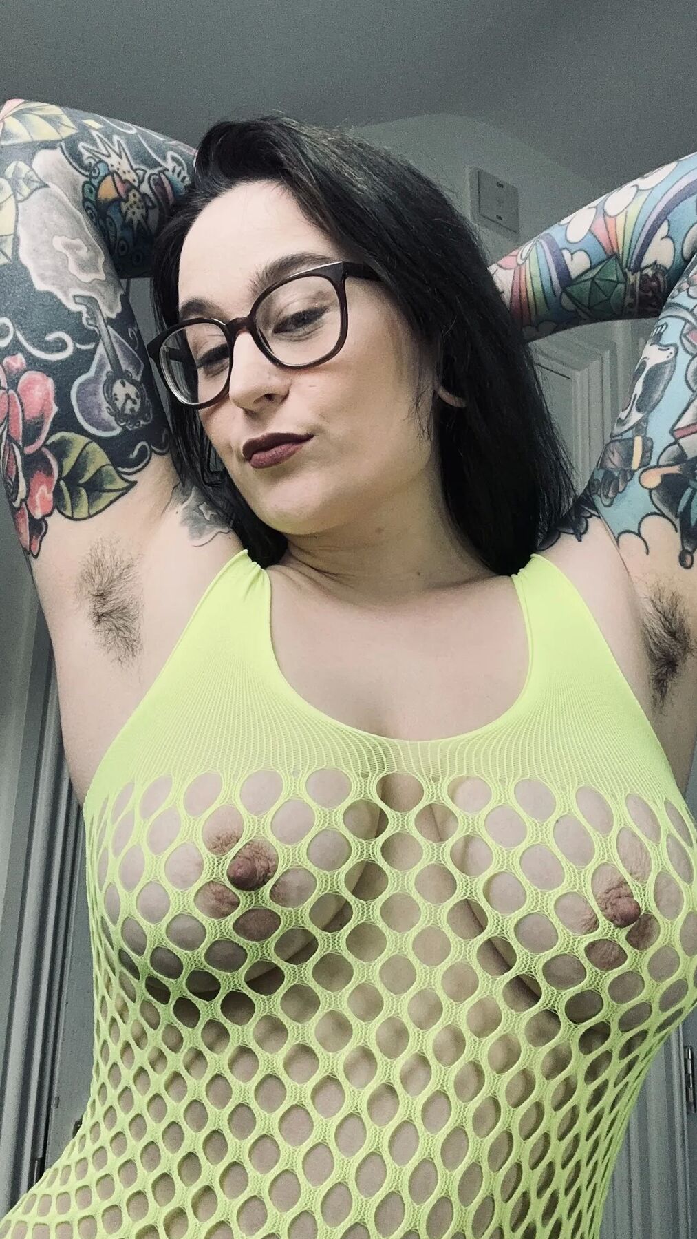 Hairy Pits and Big Tits