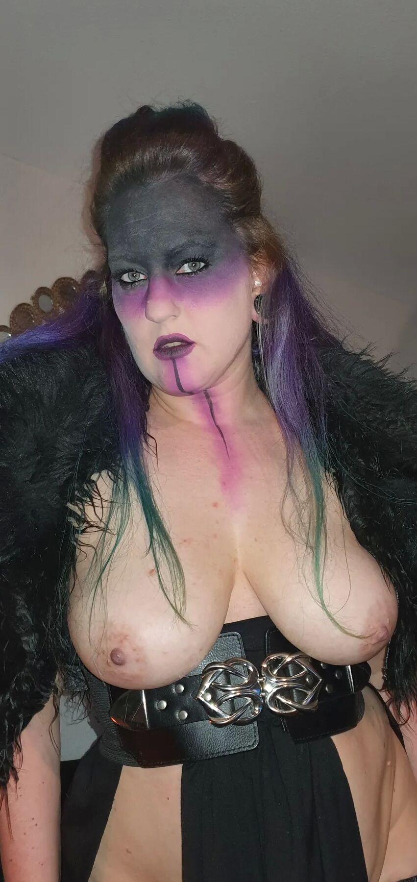 Chubby MILF Amy Leaf- Viqueen