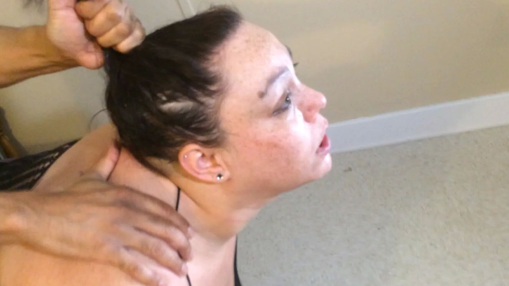 Bareback Fucked Wife Kisses Cuckold After Sucking BBC