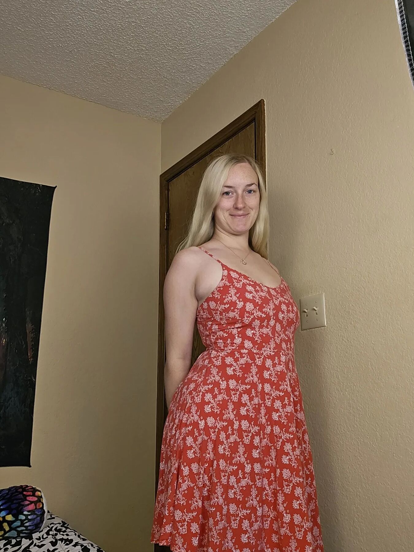 Just another whore in a sundress - Mama_Foxx94