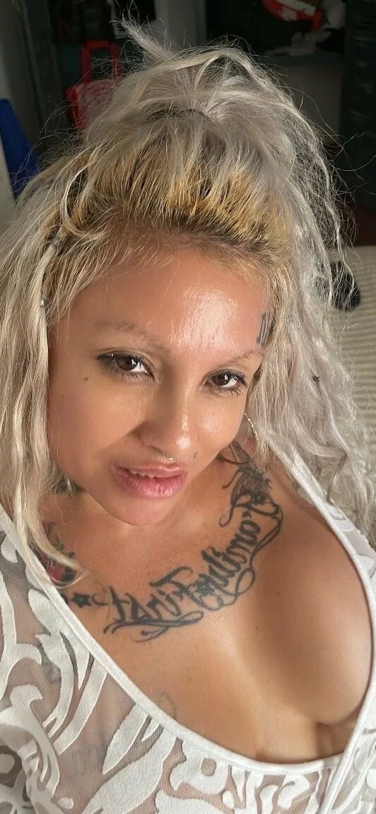 Chiliz Lopez  Free Photos