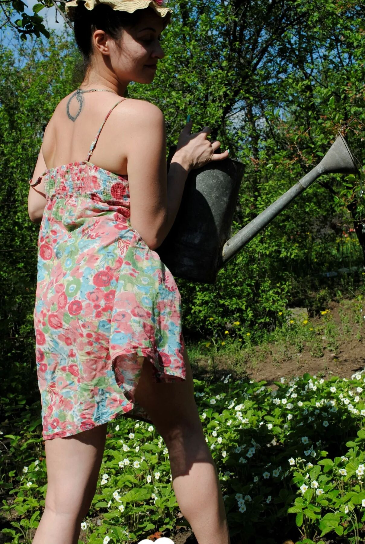 Hard work demands that she gets completely naked