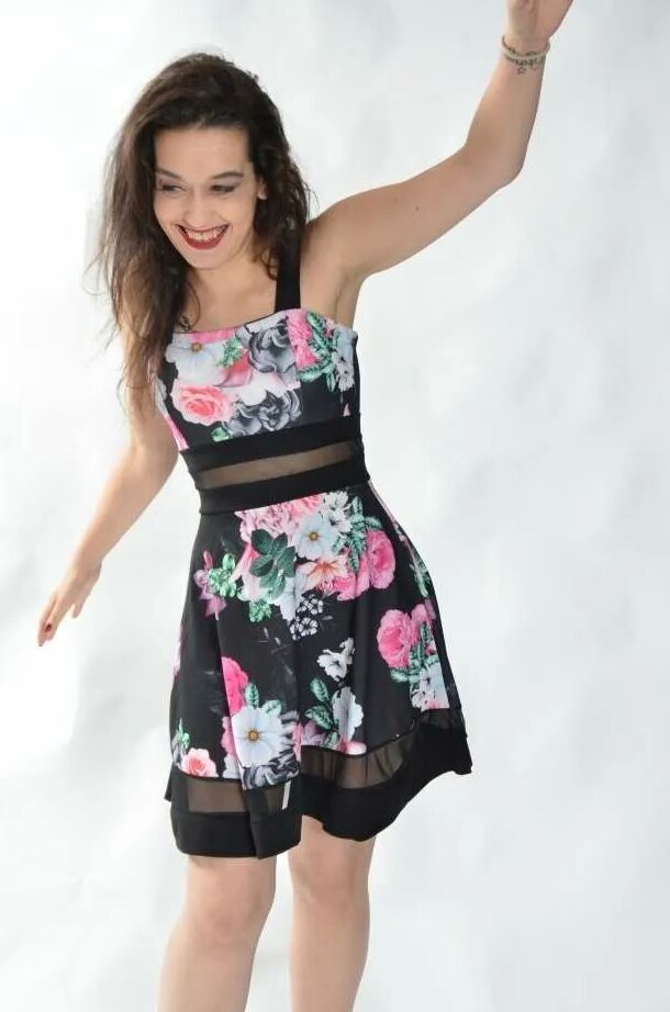Photo shooting with turkish born Jasmin Babe in a colorful d