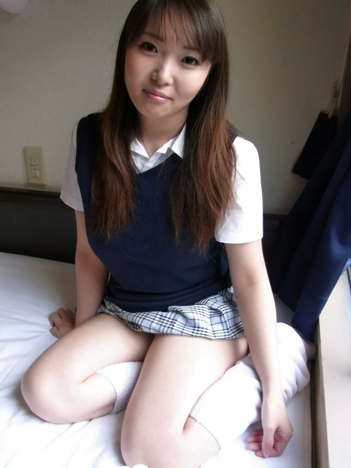 Busty amateur Asian is a teasing goddess