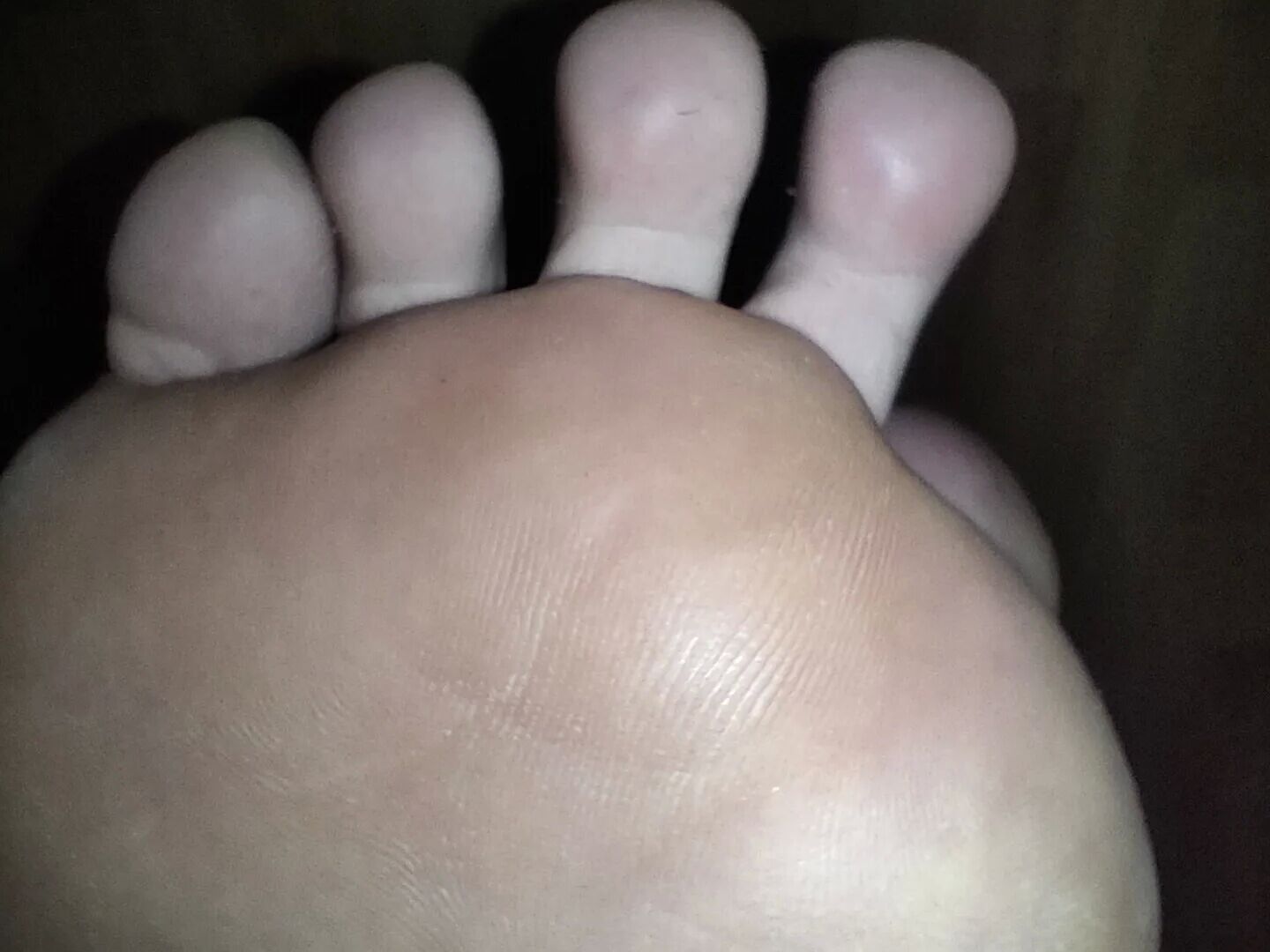 Hornychubby feet