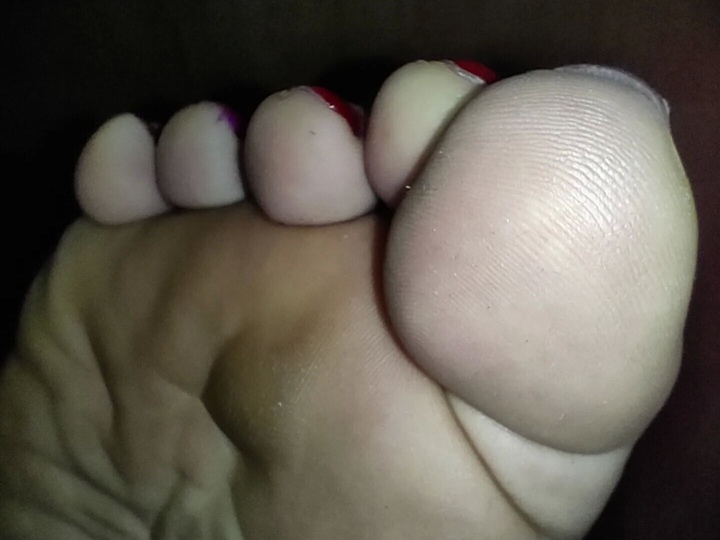 Hornychubby feet