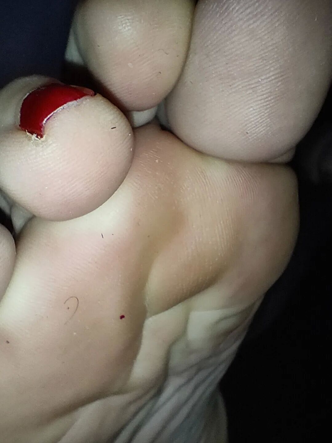 Hornychubby feet