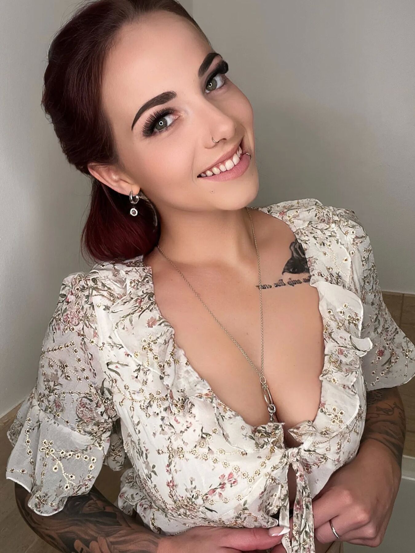 Follow my free onlyFans