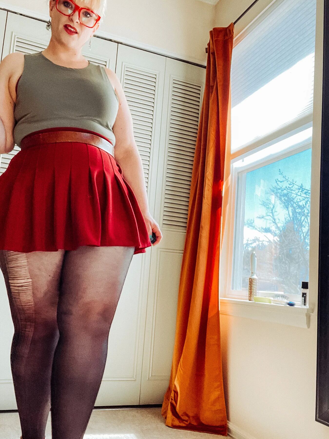 Alice is hot in Red High Heels