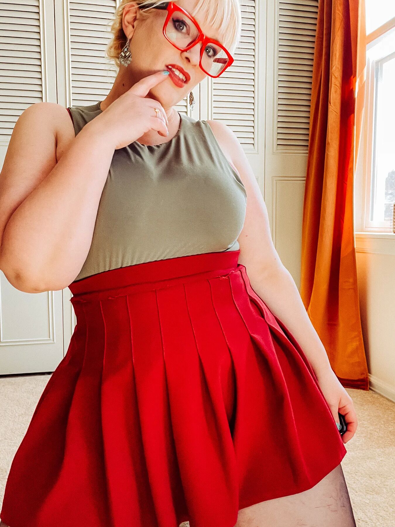 Alice is hot in Red High Heels