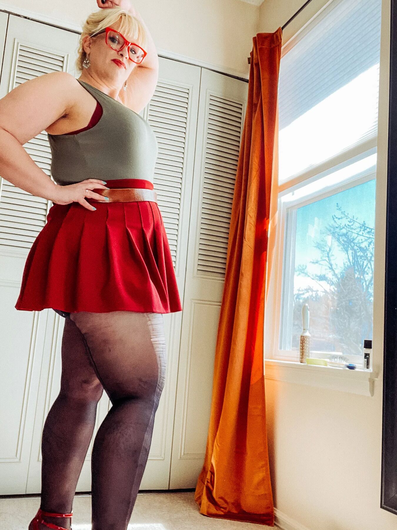 Alice is hot in Red High Heels