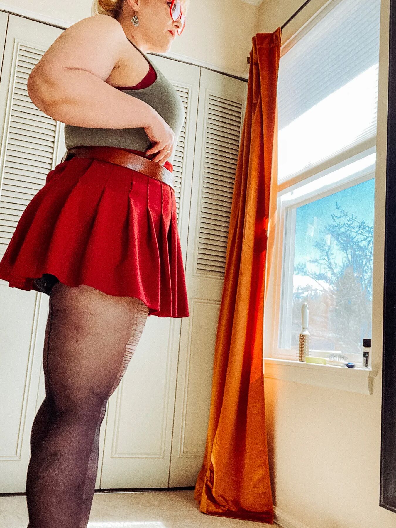 Alice is hot in Red High Heels