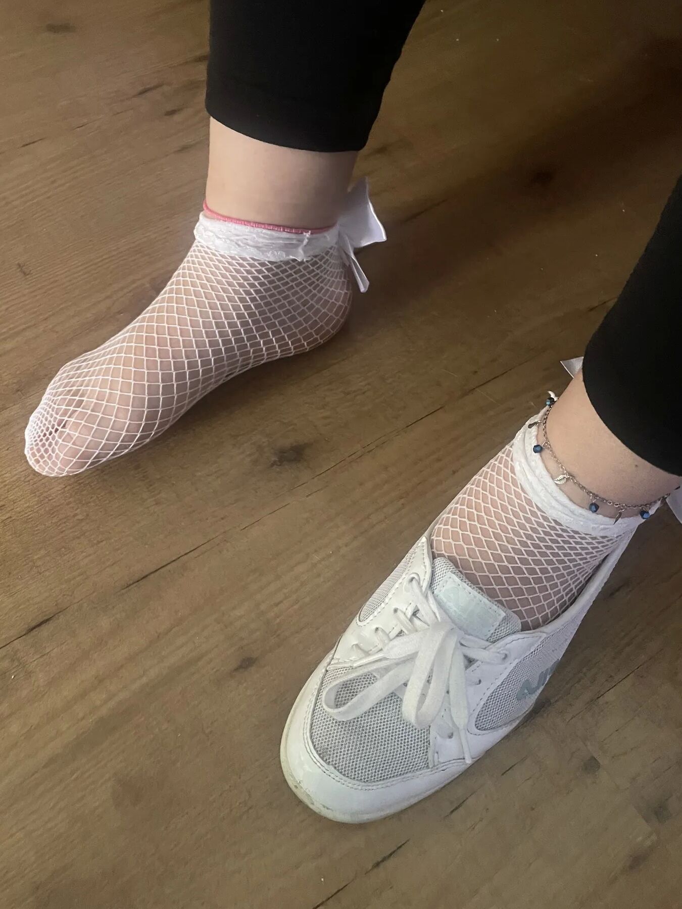 Amateur footfetish