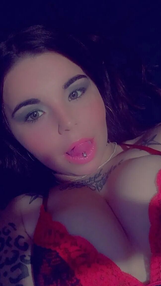 QueenBarbie1997 Free Photos