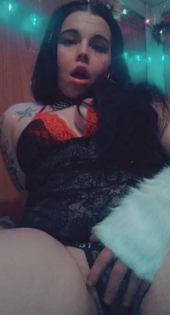 QueenBarbie1997 Free Photos