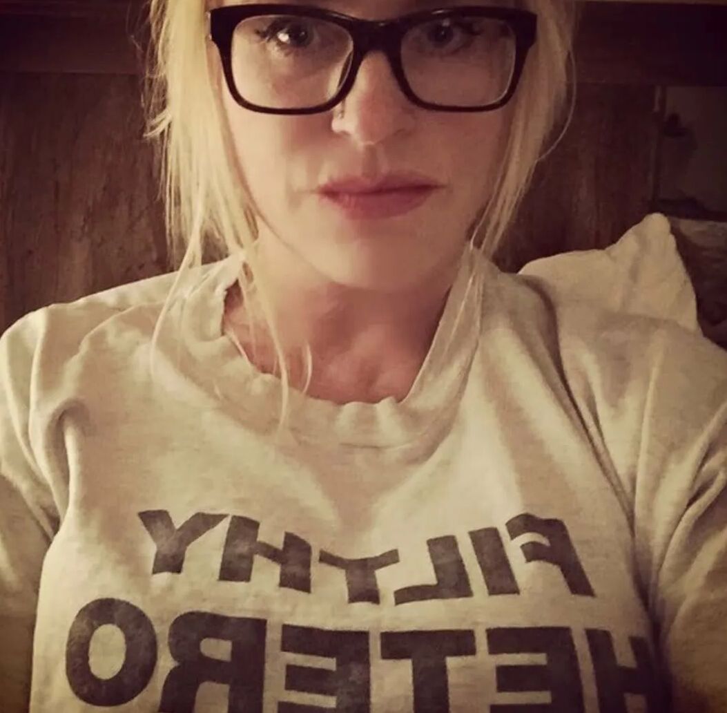 Ms Samantha Stern Free Photos