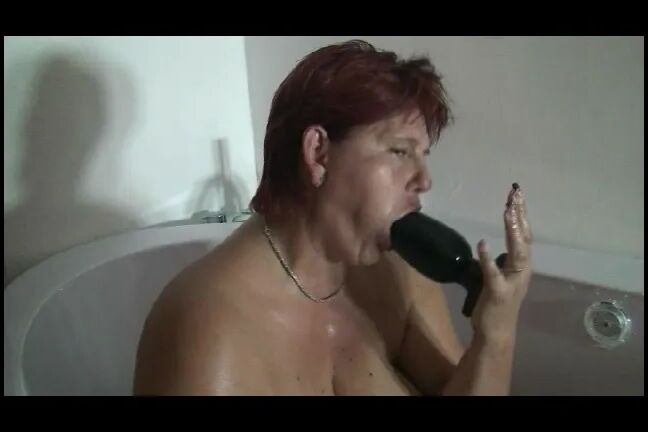 Plug under water ...