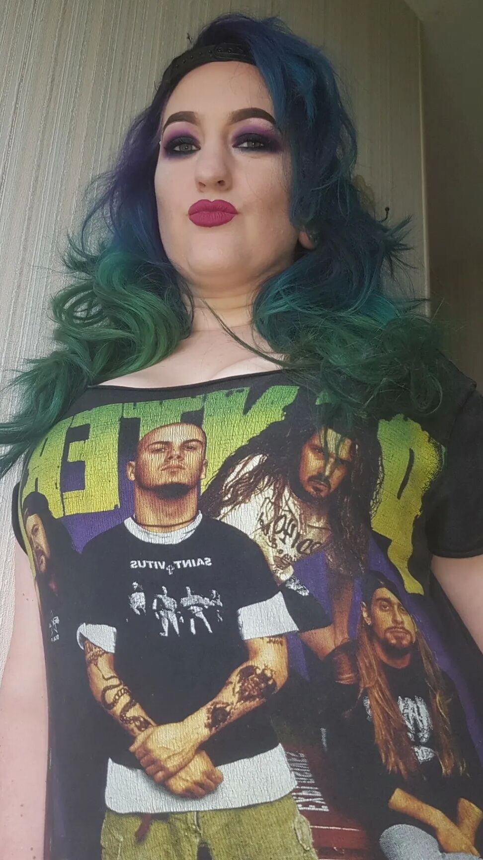 Chubby MILF Amy Leaf- Metalhead