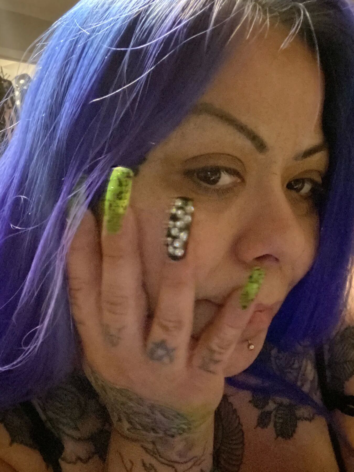 Nail fetish