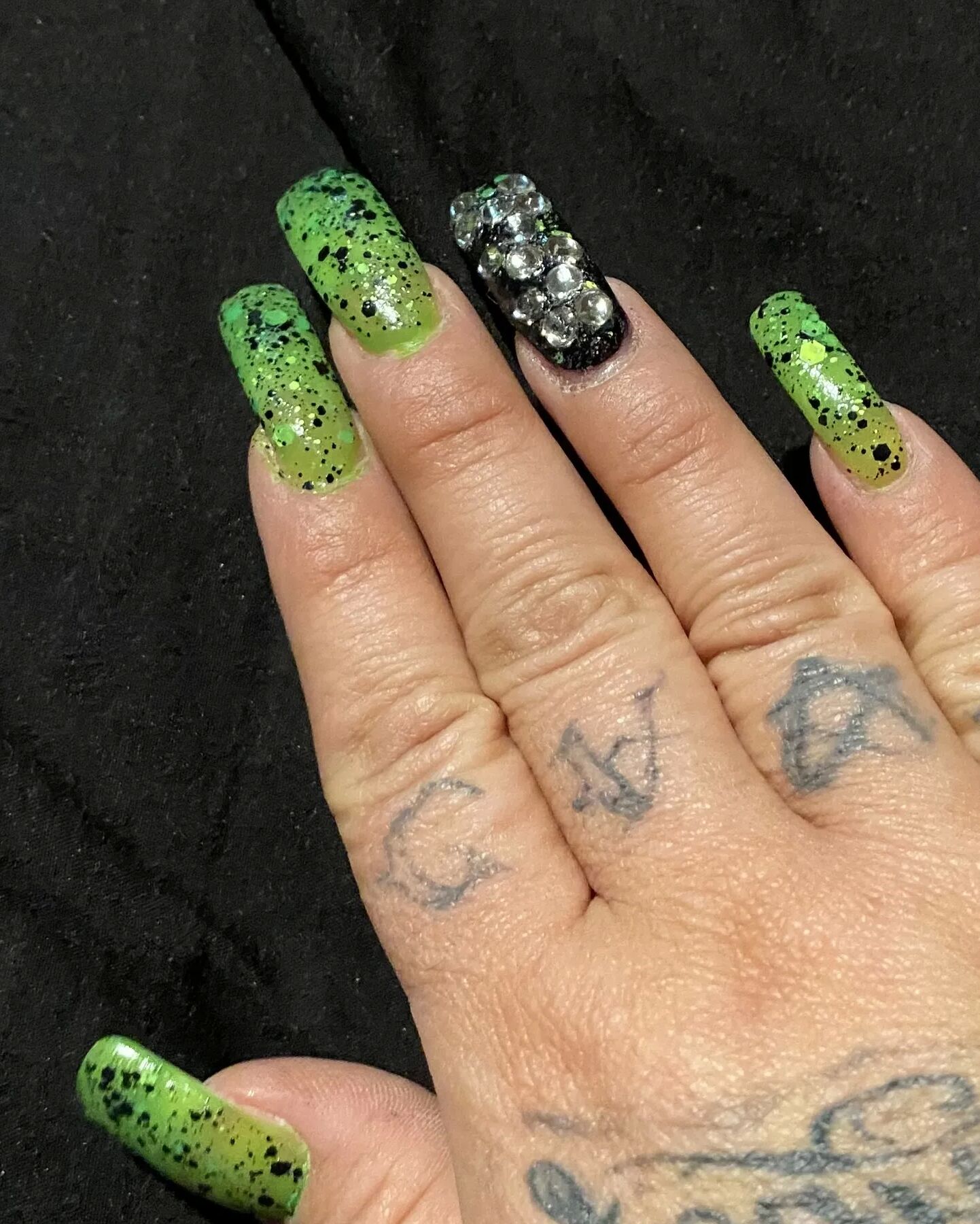 Nail fetish