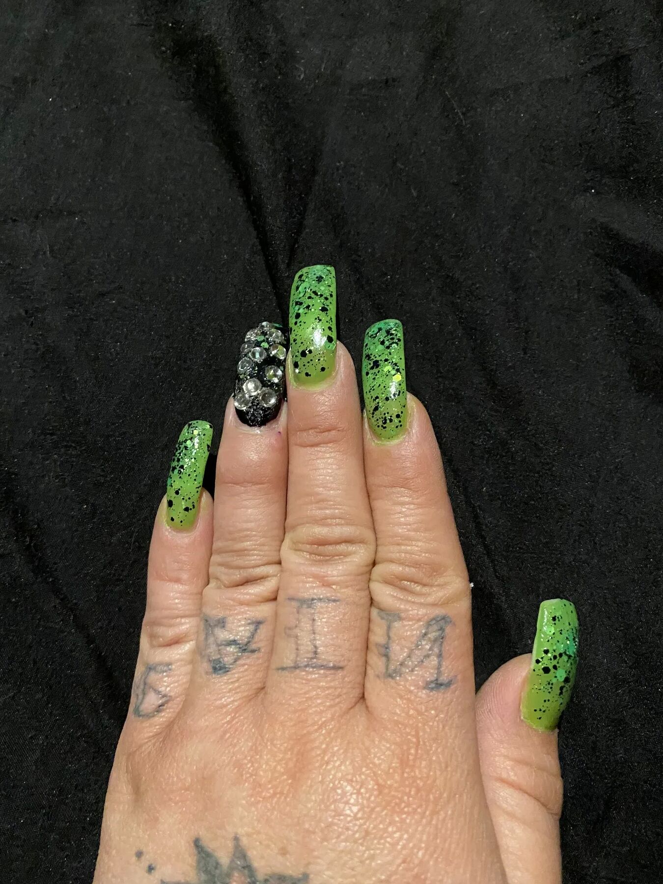 Nail fetish