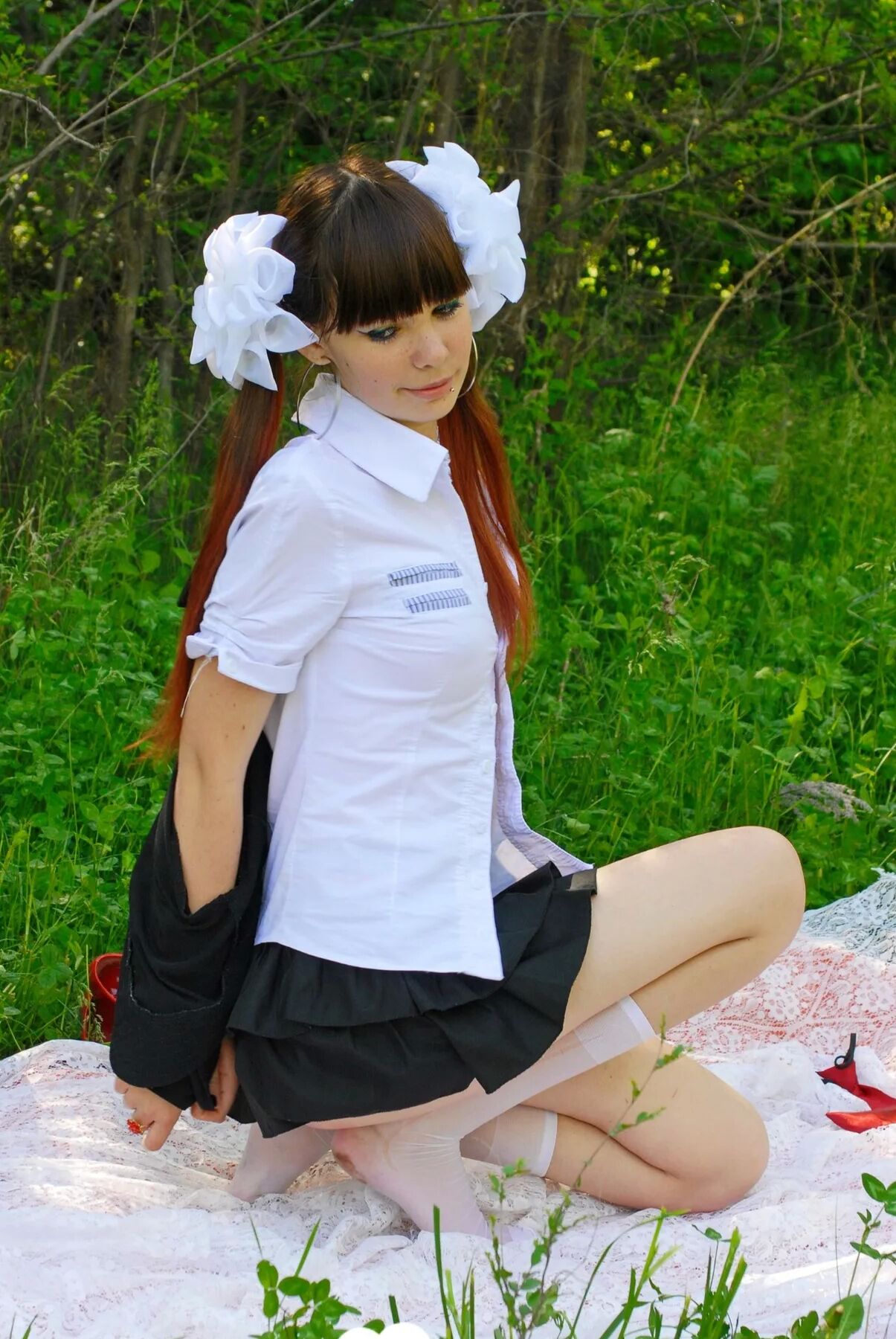 Schoolgirl turns a picnic into a teasing session