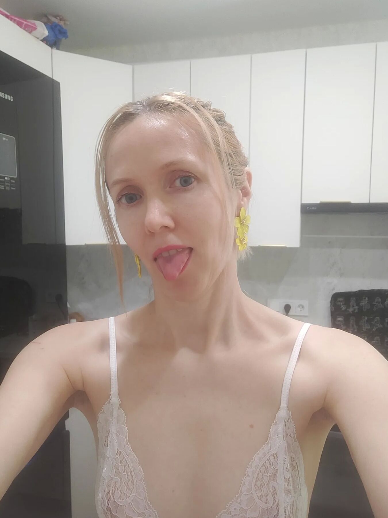 Hello I am Angelmommu