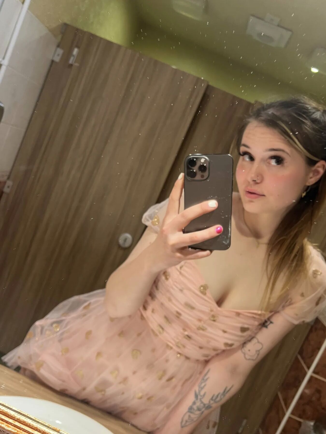 Cindy Free Photos