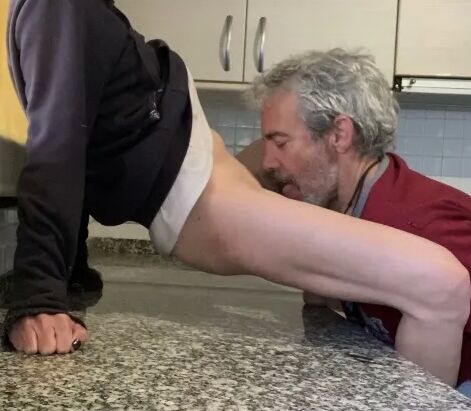 EATING PUSSY AND BLOWJOB IN THE KITCHEN (by WILDSPAINCOUPLE