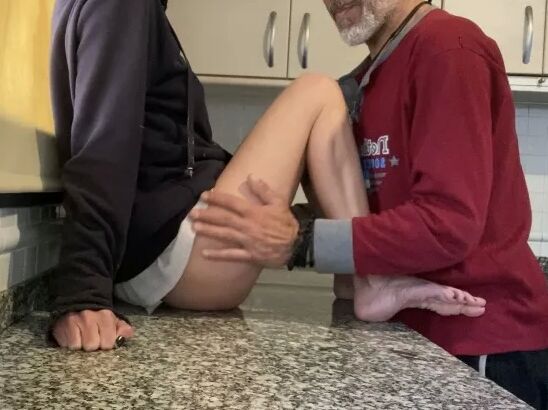 EATING PUSSY AND BLOWJOB IN THE KITCHEN (by WILDSPAINCOUPLE