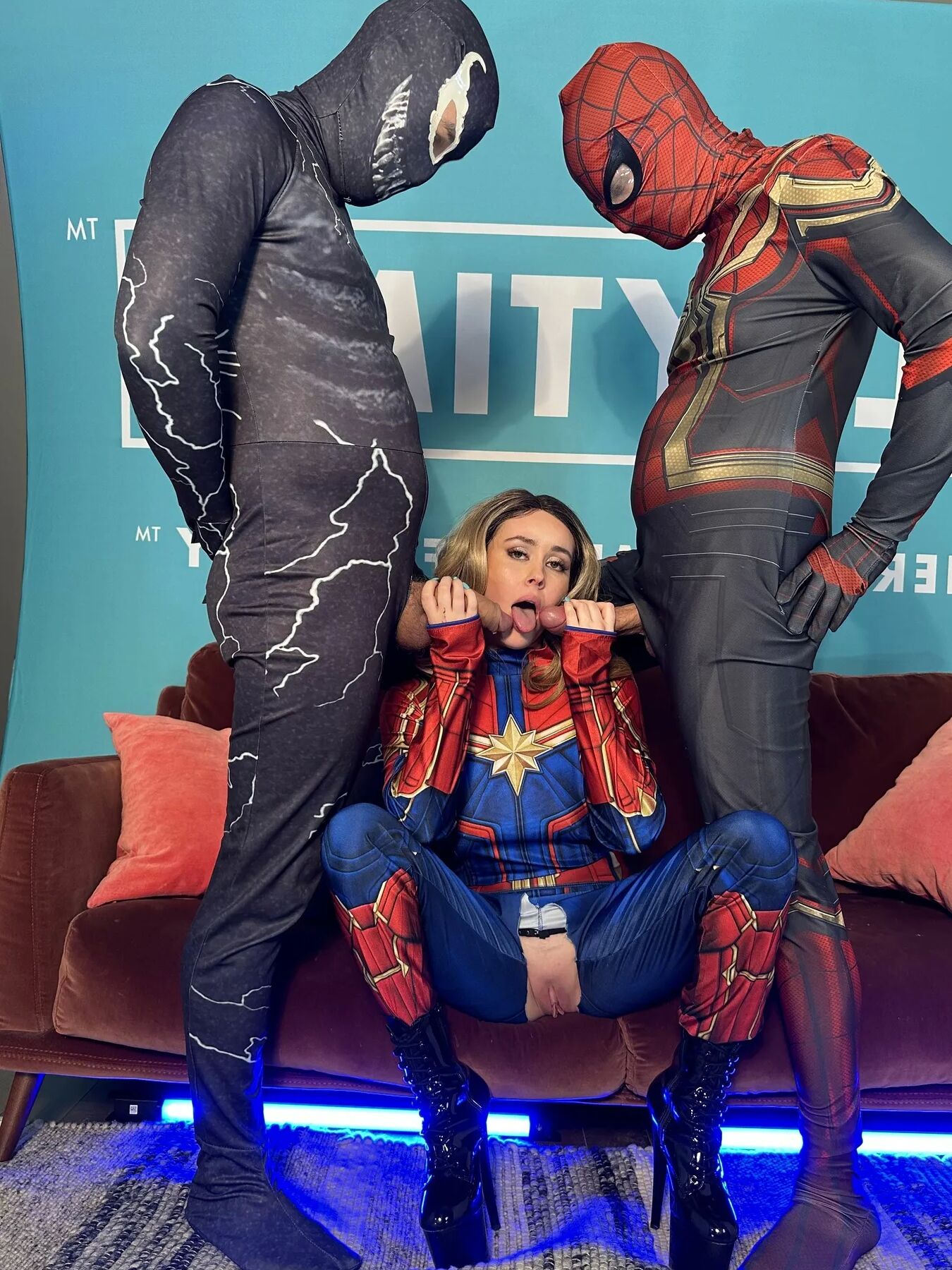 Marvel Blow Jobs (Black Widow, Captain Marvel..) ORGY