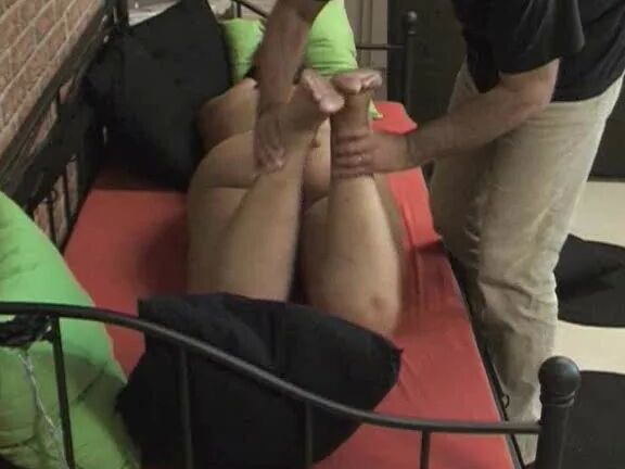 Toes torture ...