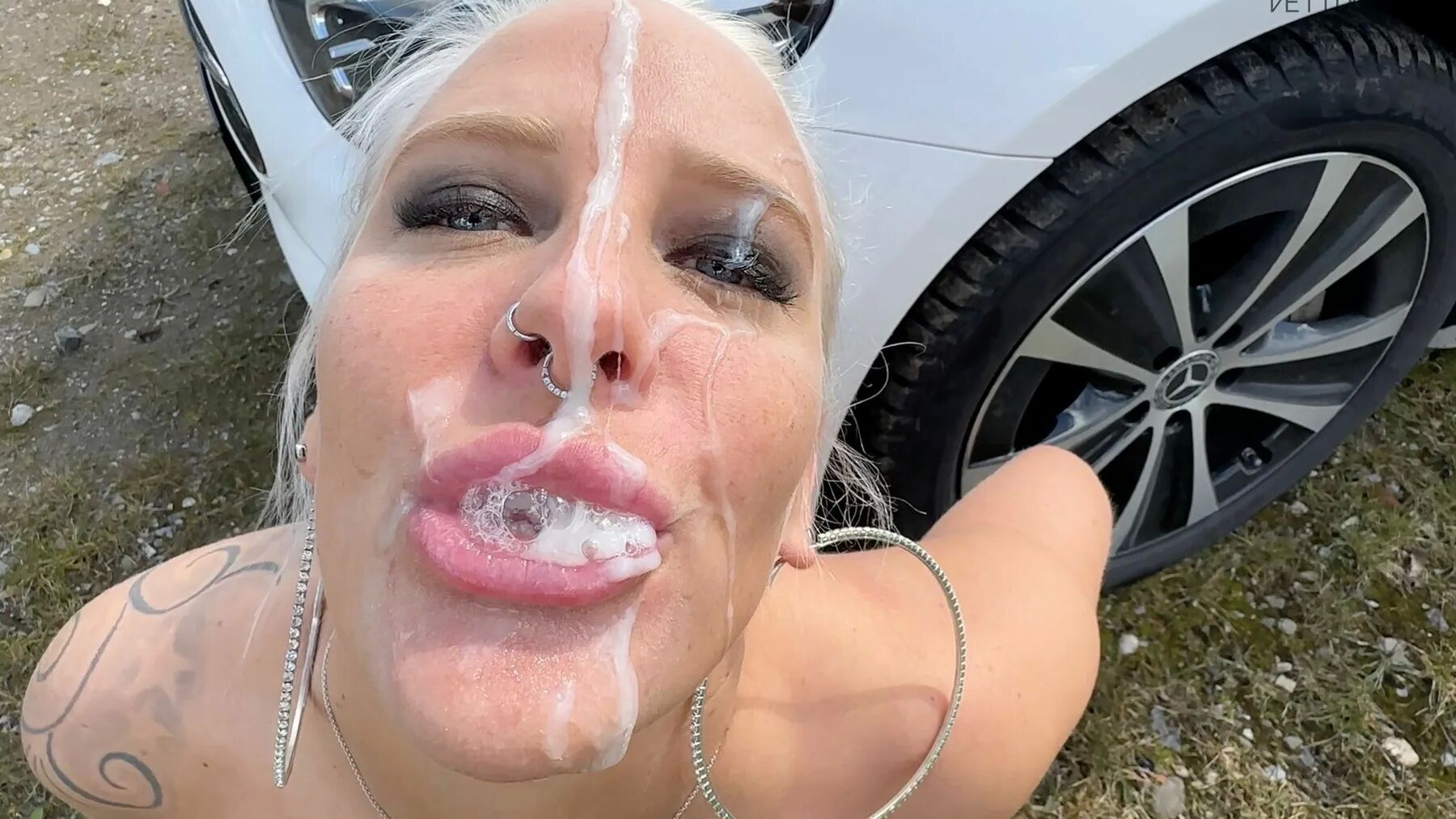 Lara CumKitten - Neues Video 1604