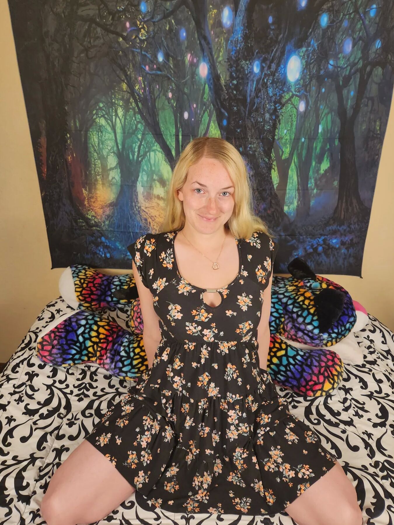 Mama_Foxx94 Easter Album - Bj vid for sale on MANY VIDS