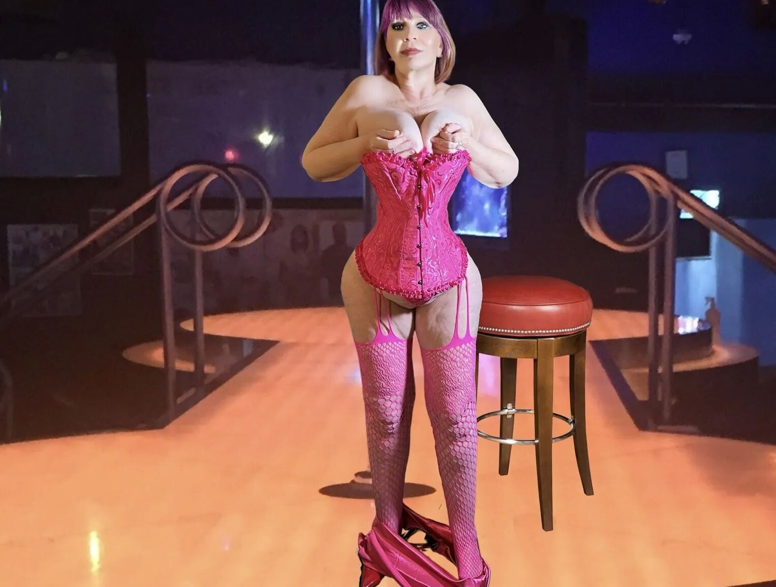 The Stage Gilf