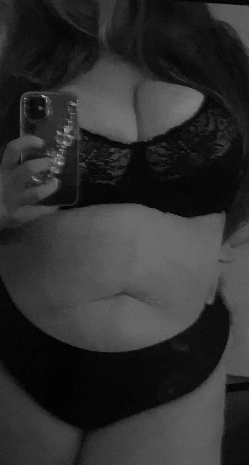 ISO breast worship