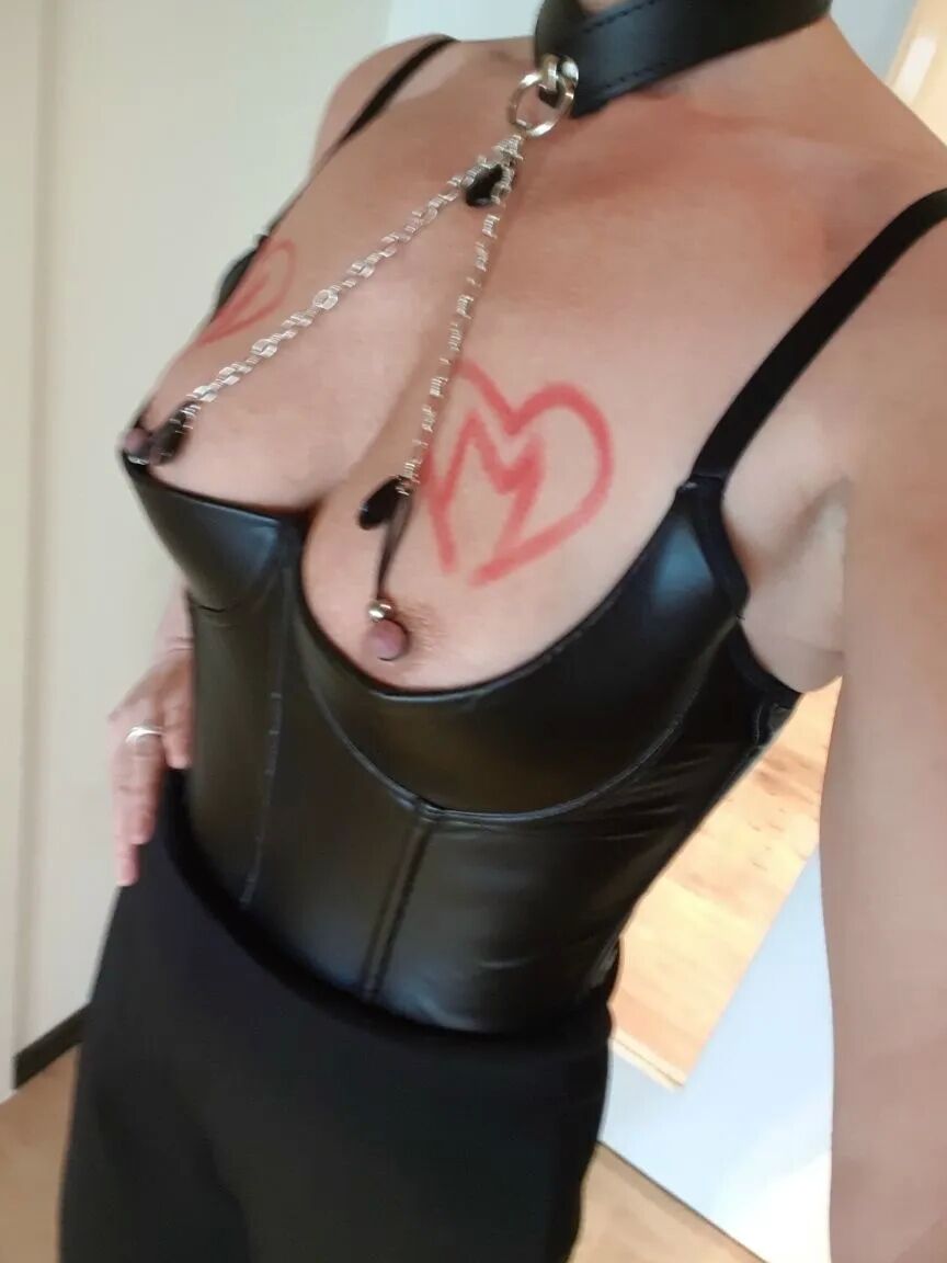 Julie‘s bondage for Master