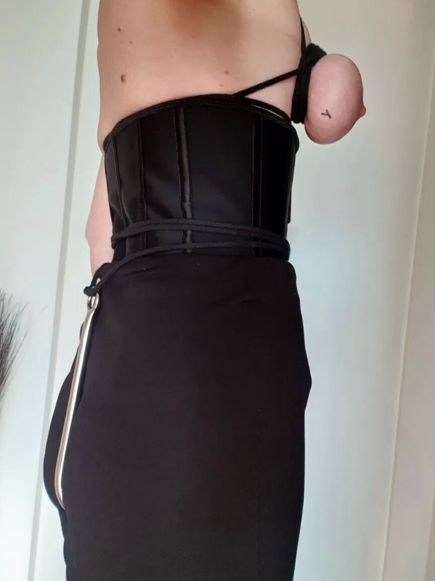Julie‘s bondage for Master