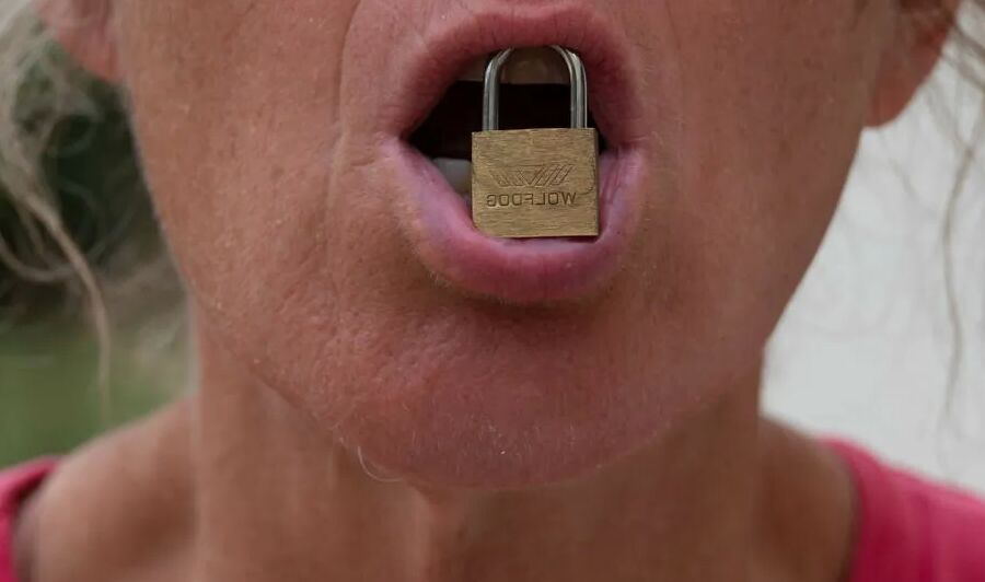 Femdom sissy chastity picture 2700 -2750